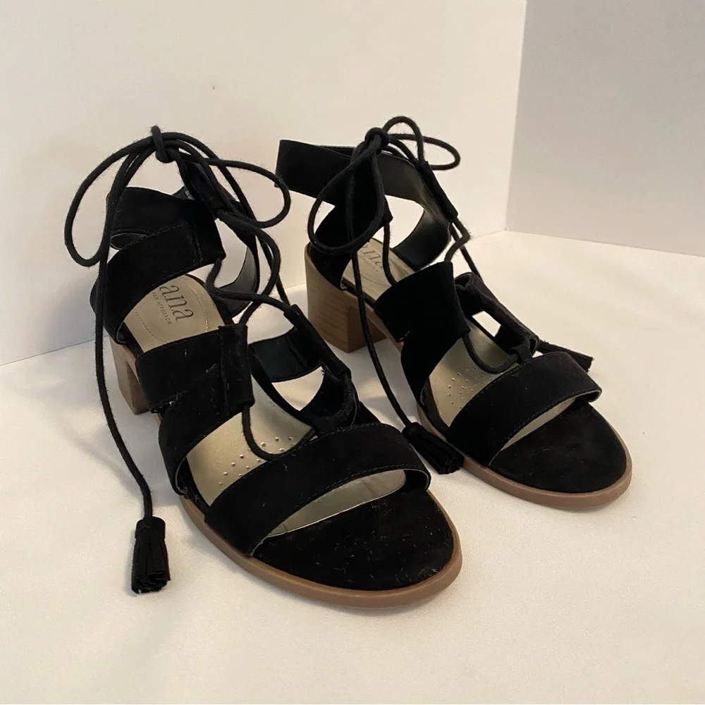 A.N.A. A New Approach Lena Faux Suede Strappy Lace-Up Sandal Shoe Size 8